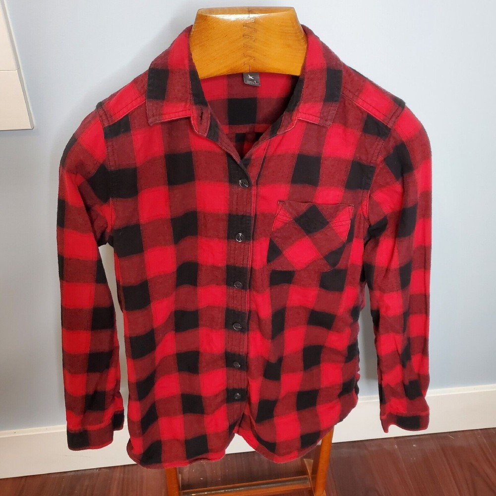 Eddie Bauer flannel Shirt SZ - Small red & Black Plaid w/ Pocket